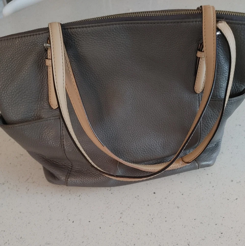 Michael Kors Grey & Cream Soft Leather Tote - Picture 2 of 16